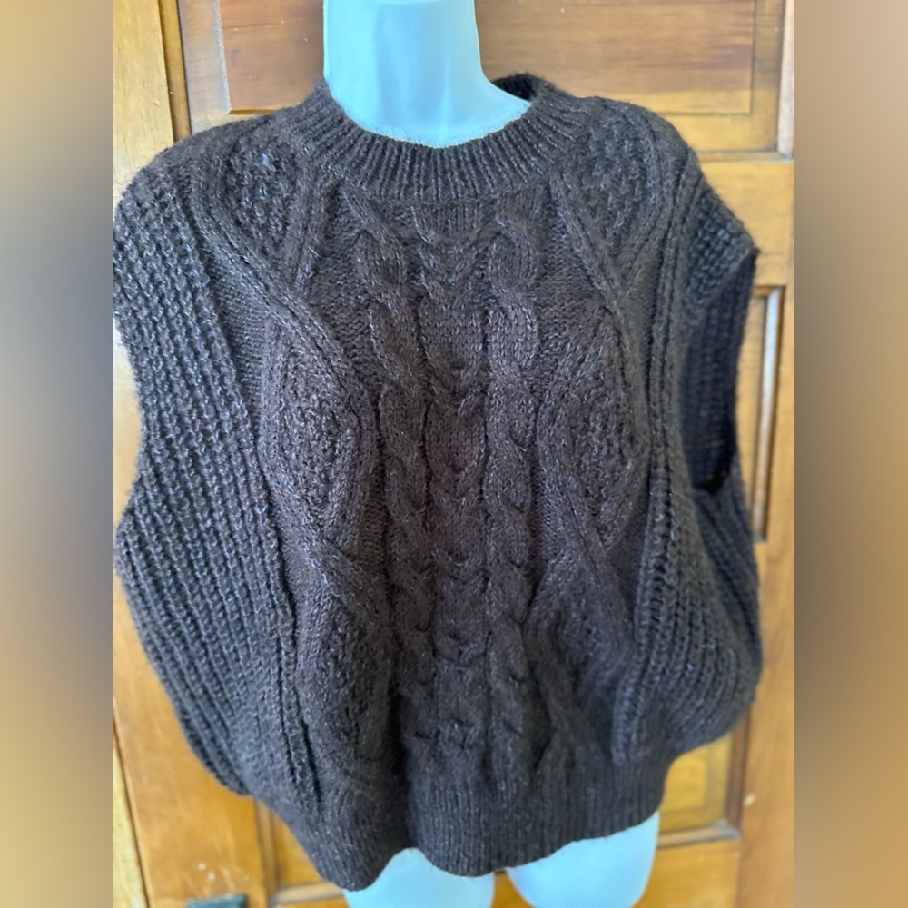 Grade & gather knit sweater vest•brown• size small